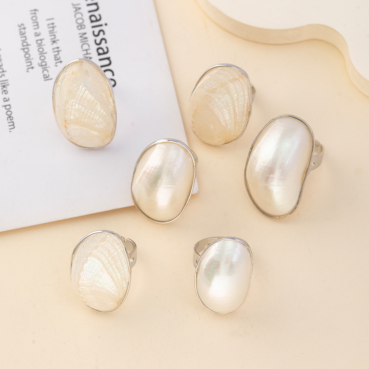 Vintage Fashion Outlet - Vintage Chunky Shell Rings for Women
