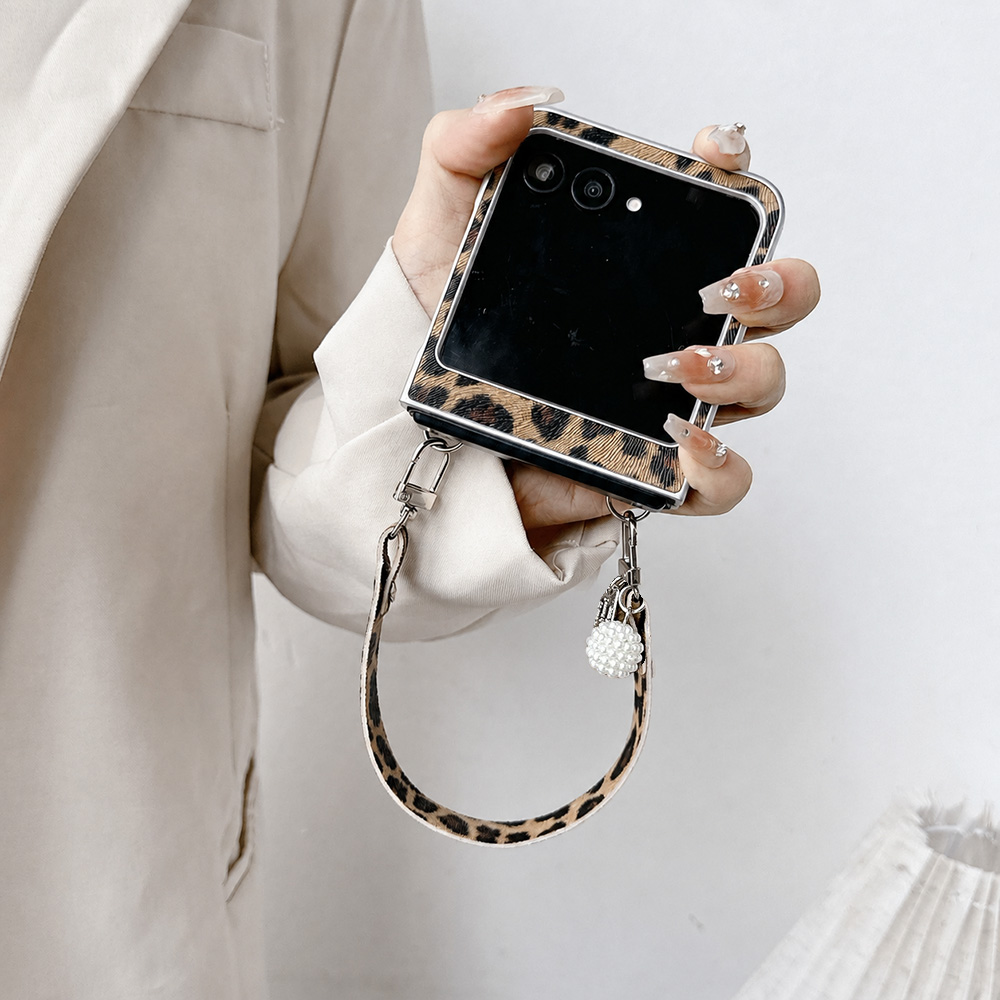 Leopard Print Folding Flip Pho - Vintage Fashion Accessories ulasan dan harga