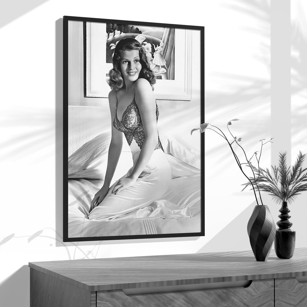 Rita Hayworth Poster,Black and - Vintage Fashion Illustration ulasan dan harga